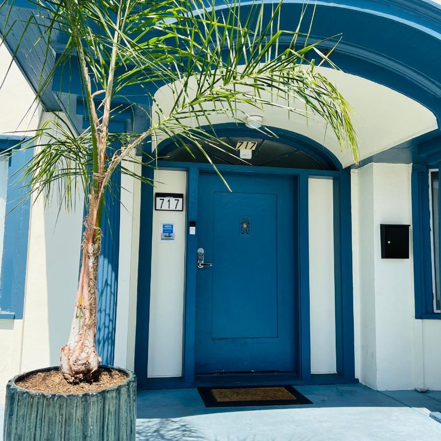 The Wilshire Metro Hostel Лос Анджелис Екстериор снимка
